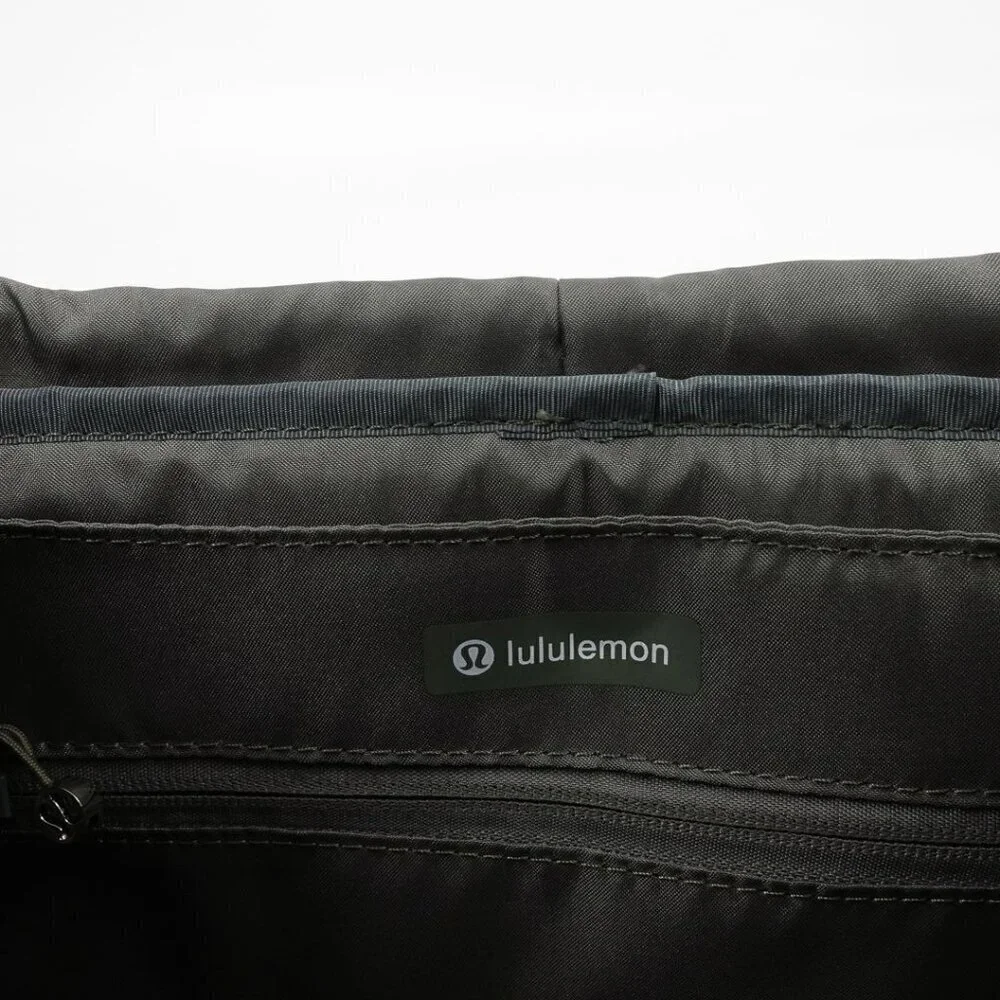 Lululemon Wunderlust Backpack 14L Green Grey - Picture 11 of 16